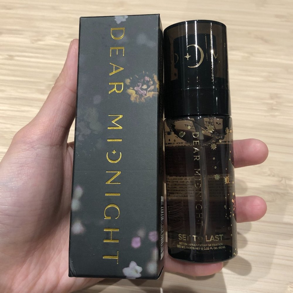 DEAR MIDNIGHT Set to Last Setting Spray (NEW)